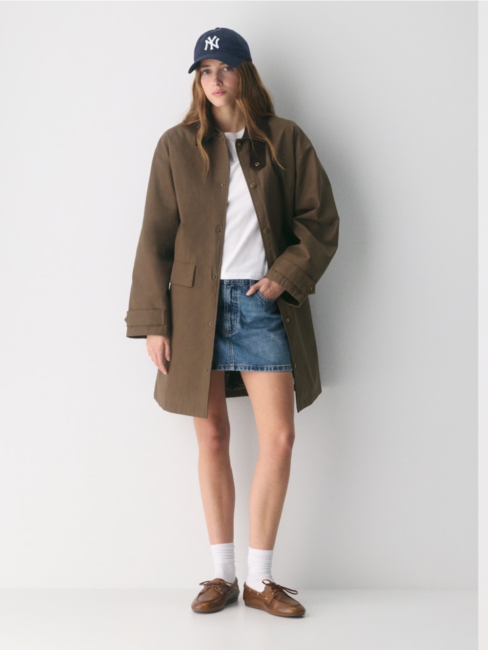 Aritzia Soundwave Waxed Trench Coat Size S NWT